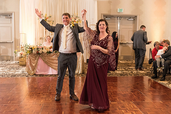 corpus-christi-catholic-church-wedding-ashley-and-jonathan 1489