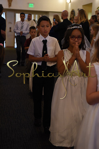 Holy-Family-First-Communion-April-29 2138