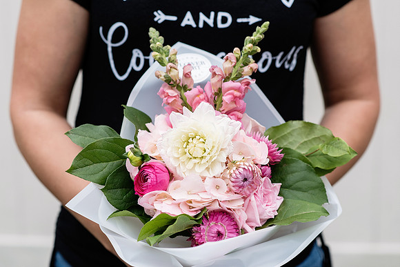 flower-cart-mothers-day-arrangements 1001final