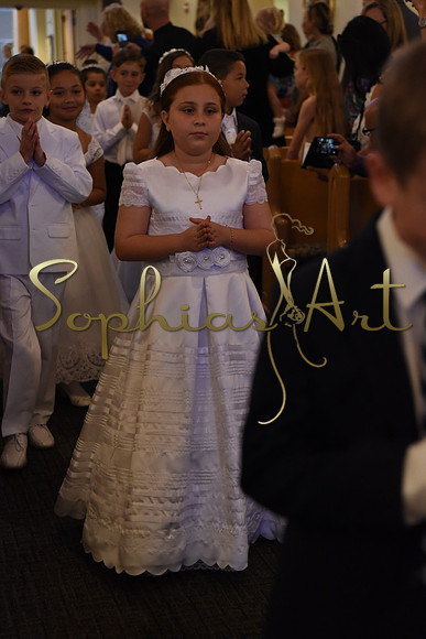 Holy-Family-First-Communion-April-29 2107