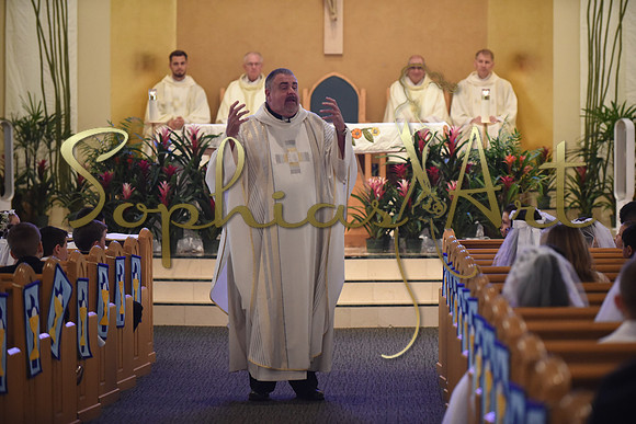 Holy-Family-First-Communion-April-29 2160