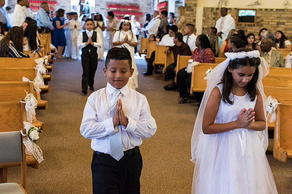 St-Francis-of-Assisi-First-Communions-May-4-1130 1290