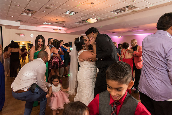 holy-redeemer-catholic-church-wedding-erika-and-ferdy 4552