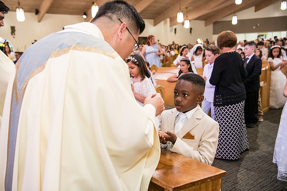 Holy Family First Communion May 4 0068