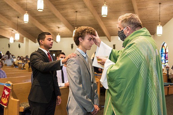 confirmation-2020-holy-family 1141