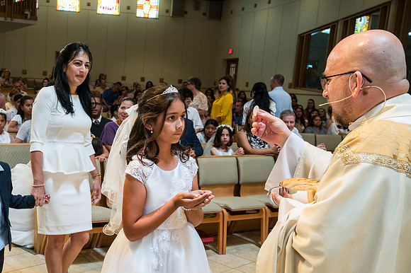 St Mary Mag First Communion April 27 0076