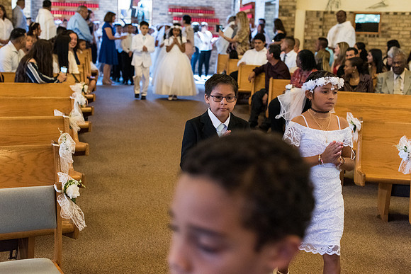 St-Francis-of-Assisi-First-Communions-May-4-1130 1282