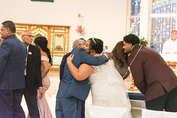 holy-redeemer-catholic-church-wedding-erika-and-ferdy 3549