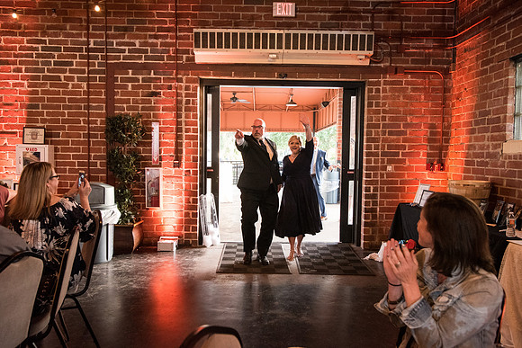 winter-park-farmers-market-wedding-erin-and-devan-selections 1461