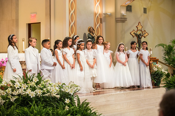 St James First Communion April 27 11 AM 0036