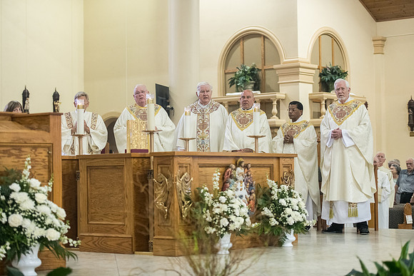 St Timothy Holy Thursday 2024 0019