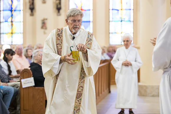 St Timothy Holy Thursday 2024 0112