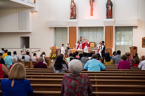 good-shepherd-first-communion-may-22-615pm 1004
