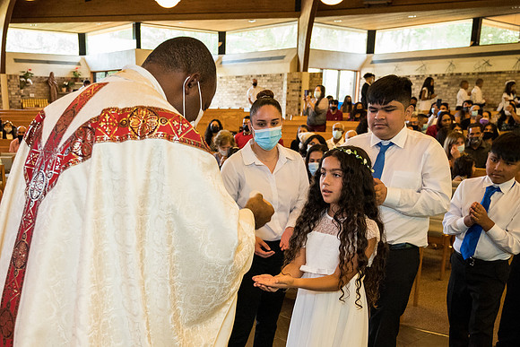 st-francis-first-communion-2021-930am 1098