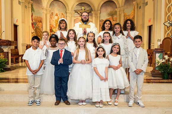 St James First Communion April 27 9 AM 0088