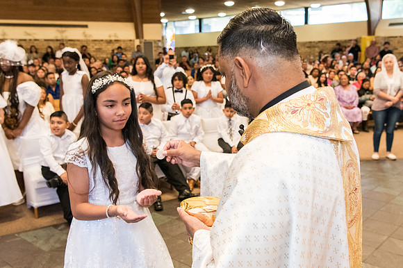 St Francis First Communion May 4 0306