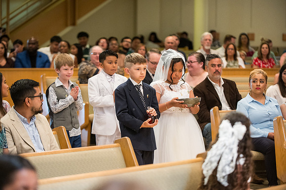 St Mary Mag First Communion April 27 0040