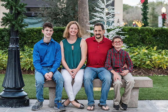 santiago-family 1048-Editfinal