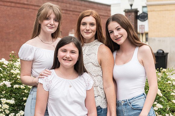 winter-garden-family-session-riley-sisters 1000final