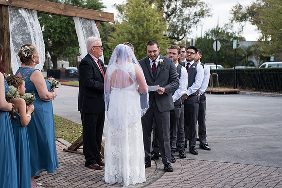 winter-park-farmers-market-wedding-erin-and-devan-selections 1248