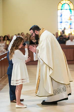 St James First Communion April 27 9 AM 0047