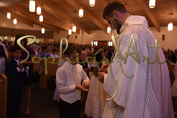 Holy-Family-First-Communion-April-29 2218