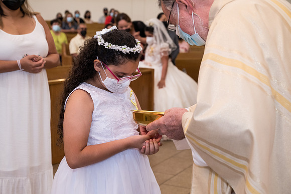 good-shepherd-first-communion-may-16-1200pm 1016