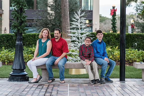 santiago-family 1046final