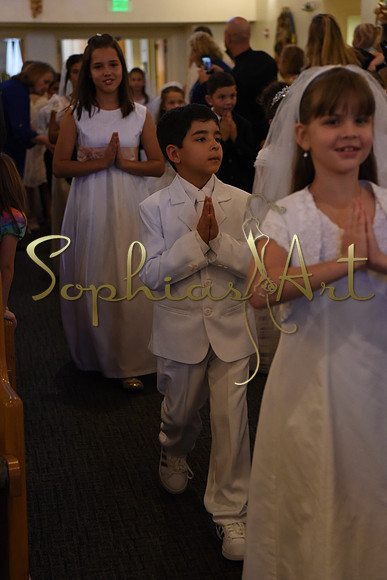 Holy-Family-First-Communion-April-29 2096