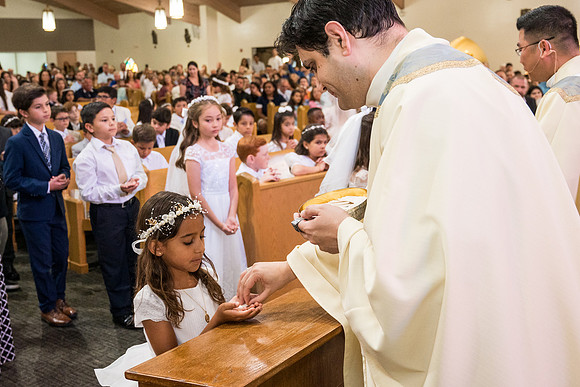 Holy Family First Communion May 4 0252