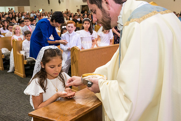Holy Family First Communion May 4 0206