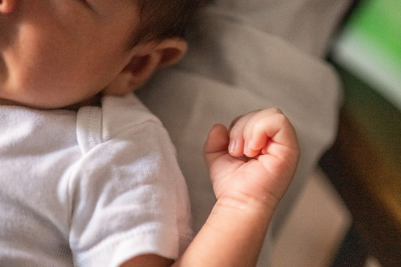 Jill and Fermin Lifestyle Newborn 0044-Edit