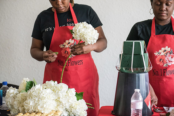 no-1-flowers-floral-workshop-luxmore 1025final
