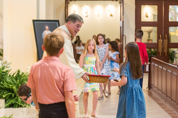 St James First Communion April 27 11 AM 0053
