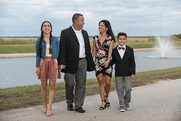 Vazqueztell Rosa Family Session 2018 1041