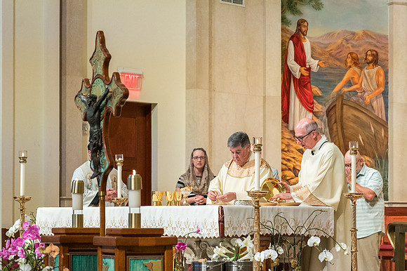 St James First Communion April 27 11 AM 0069