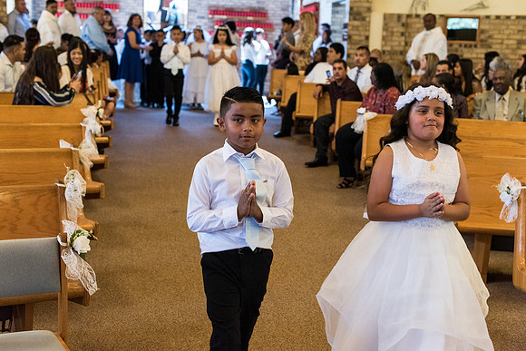 St-Francis-of-Assisi-First-Communions-May-4-1130 1286