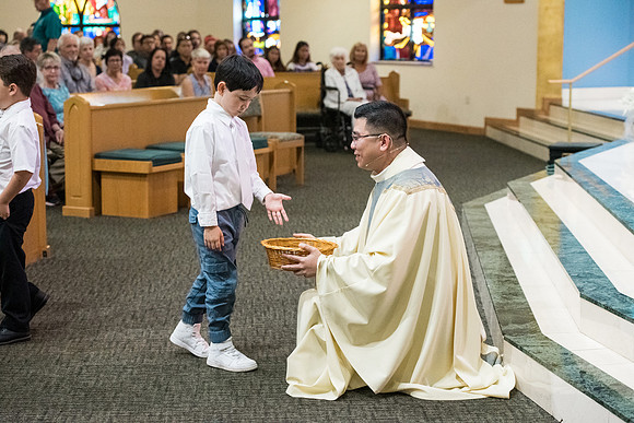 Holy Family First Communion 2024 0048