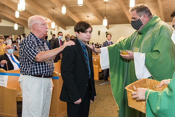 confirmation-2020-holy-family 1074