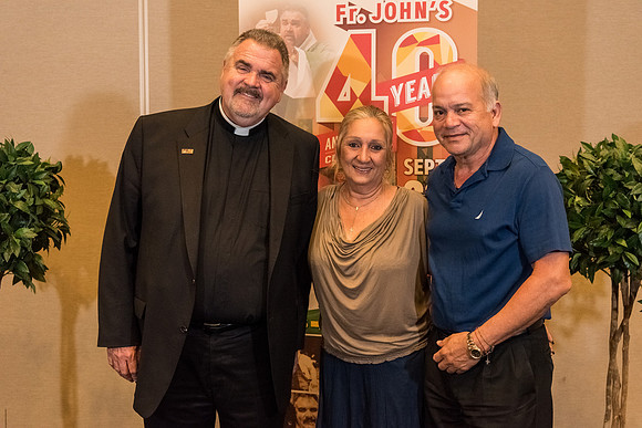 Fr-Giel-40th-Anniversary-1093