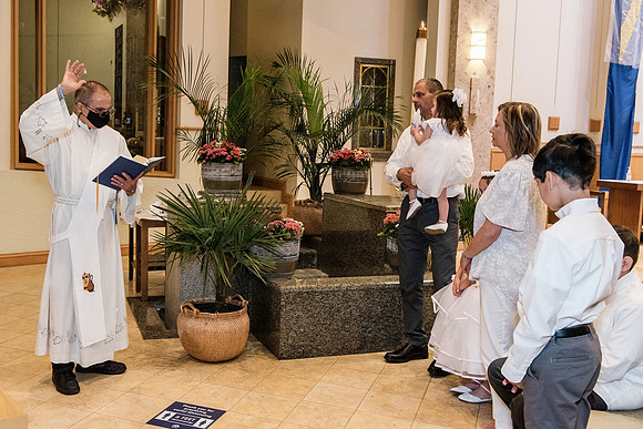 gomez-family-baptism 1058final