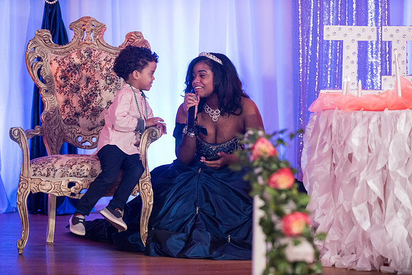 Tiares Sweet 16 1139