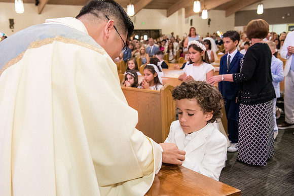 Holy Family First Communion May 4 0089