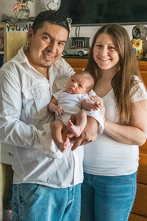 Jill and Fermin Lifestyle Newborn 0053-Edit