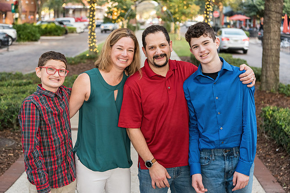 santiago-family 1012-Editfinal