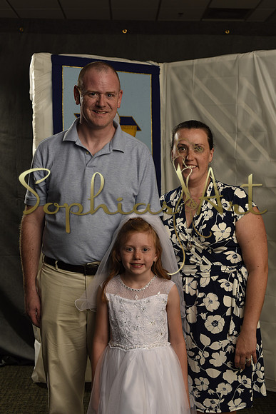 Holy-Family-First-Communion-April-29 2084