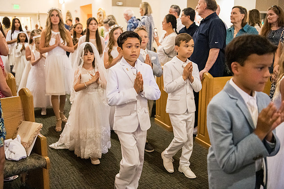 Holy Family First Communion April 27 0019