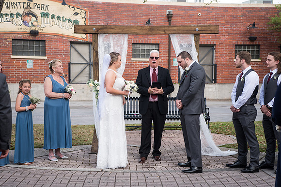 winter-park-farmers-market-wedding-erin-and-devan-selections 1216