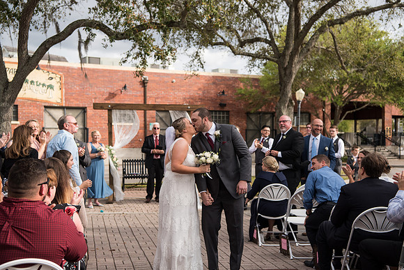winter-park-farmers-market-wedding-erin-and-devan-selections 1348