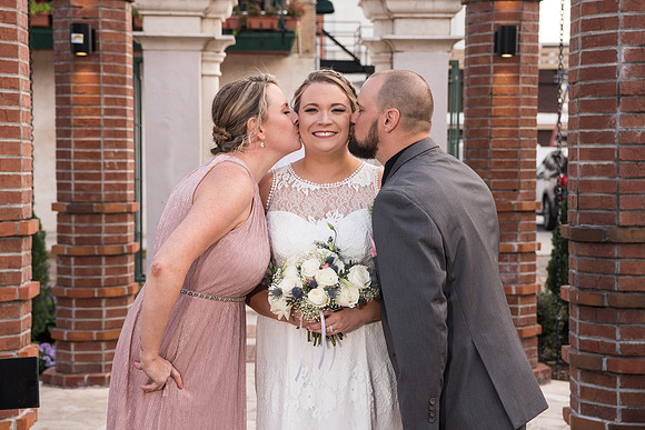 winter-park-farmers-market-wedding-erin-and-devan-selections 1392